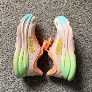 Hoka Bondi 9 - Frost/Pale Tangerine